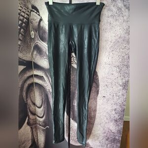 SPANX Faux Leather Leggings Compression Size‎ M Medium Black Shapewear Stretch
